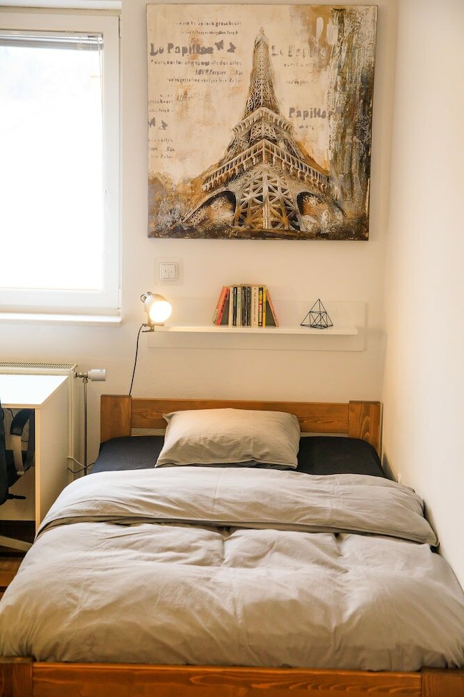 Фото Rooms and Apartments in Eagle's Nest