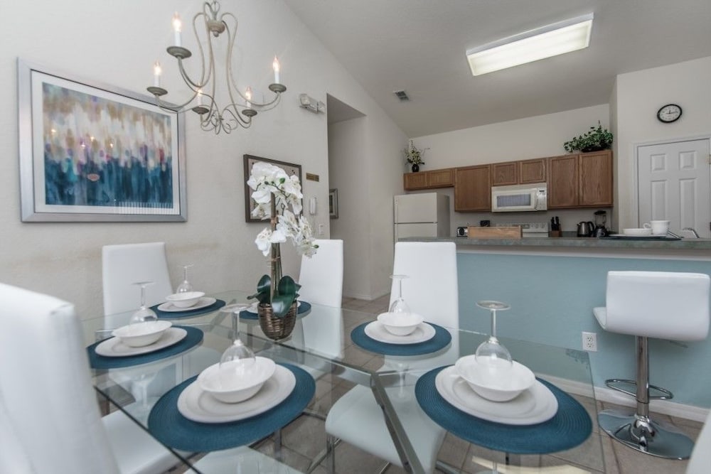 Фото Ev215108 - The Abbey at West Haven - 4 Bed 3 Baths Villa