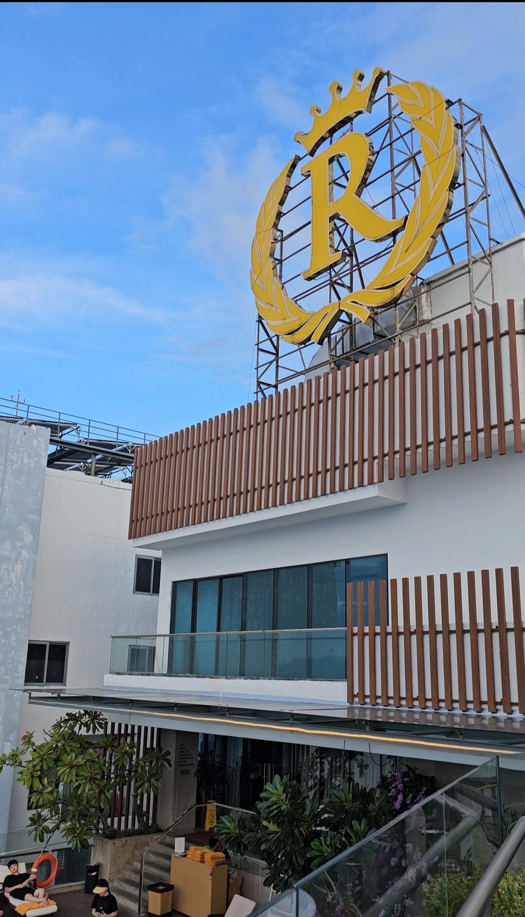 Фото Regalia Gold Hotel