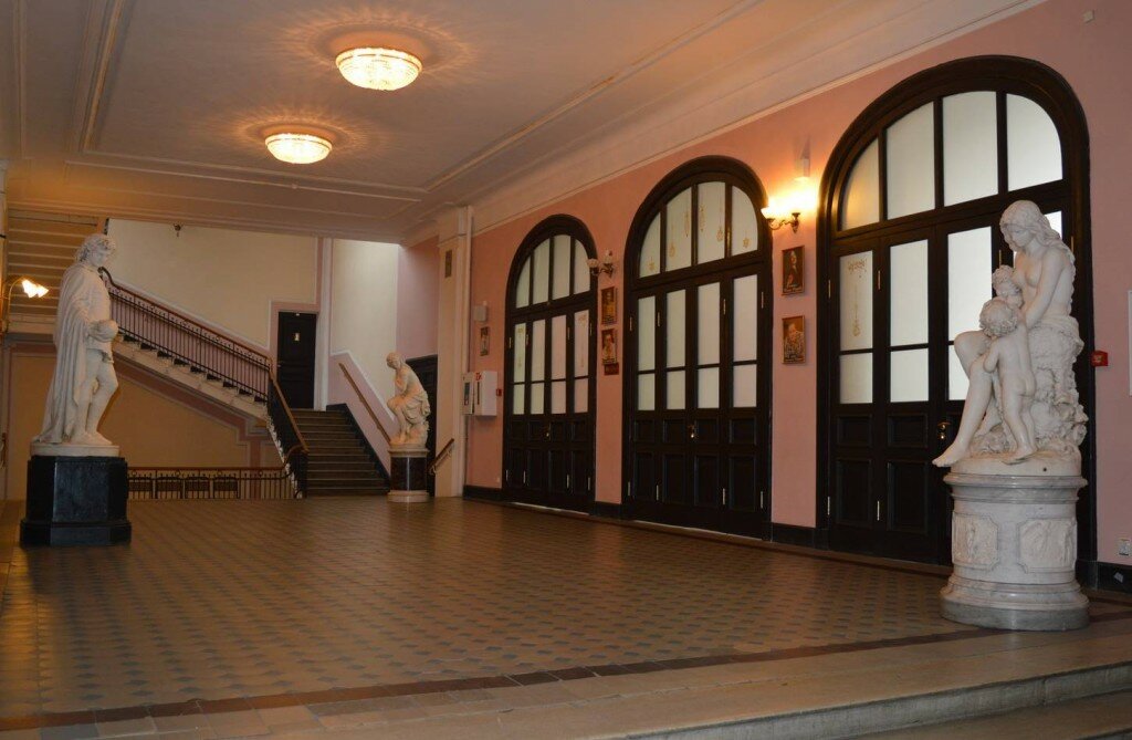 Дк железнодорожников санкт петербург зал