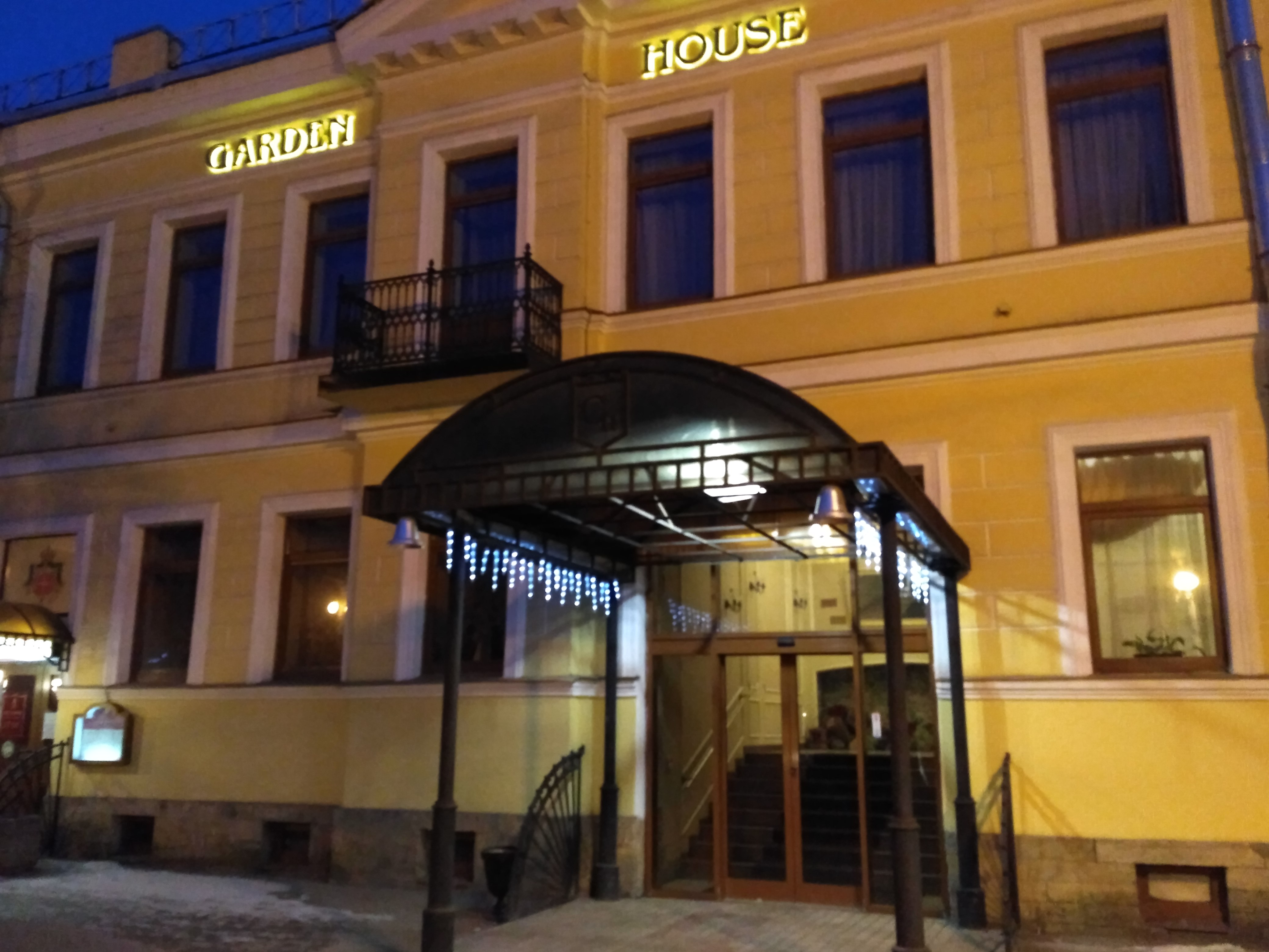 Фото Golden Hotel