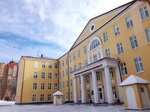 Republican Clinical Hospital named after S.V. Katkova, Surgical Building (Kommunisticheskaya Street, 64), hospital
