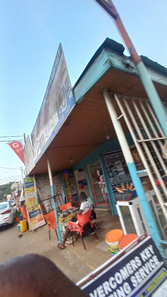 Car keys Overcomers Key Cutting Services, Accra, photo