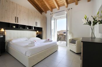 Фото At Home Heart of Milan - Porta Vittoria