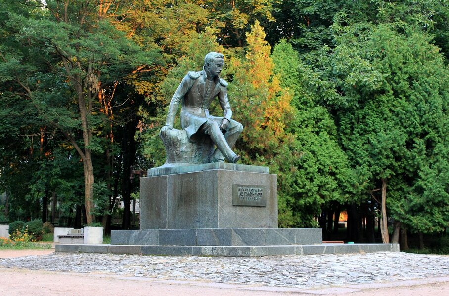 Monument, memorial Михаил Юрьевич Лермонтов, Lermontov, photo