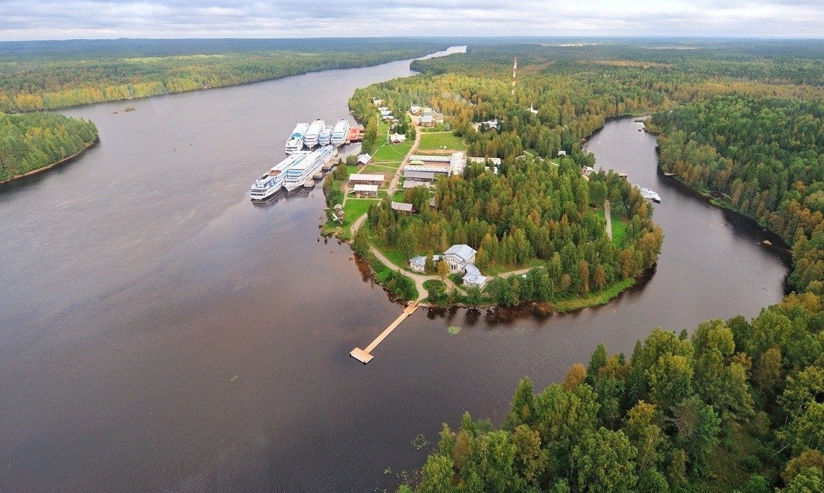 Фото Удивительная деревня Мандроги