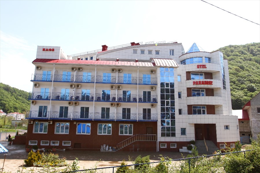 Фото отеля 1