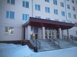 Poliklinika Tsentralnaya (prospekt 50 let Oktyabrya, 94), hospital
