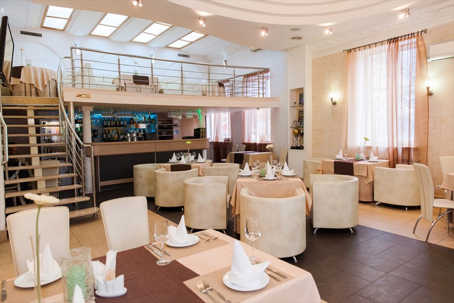 Фото У фонтана