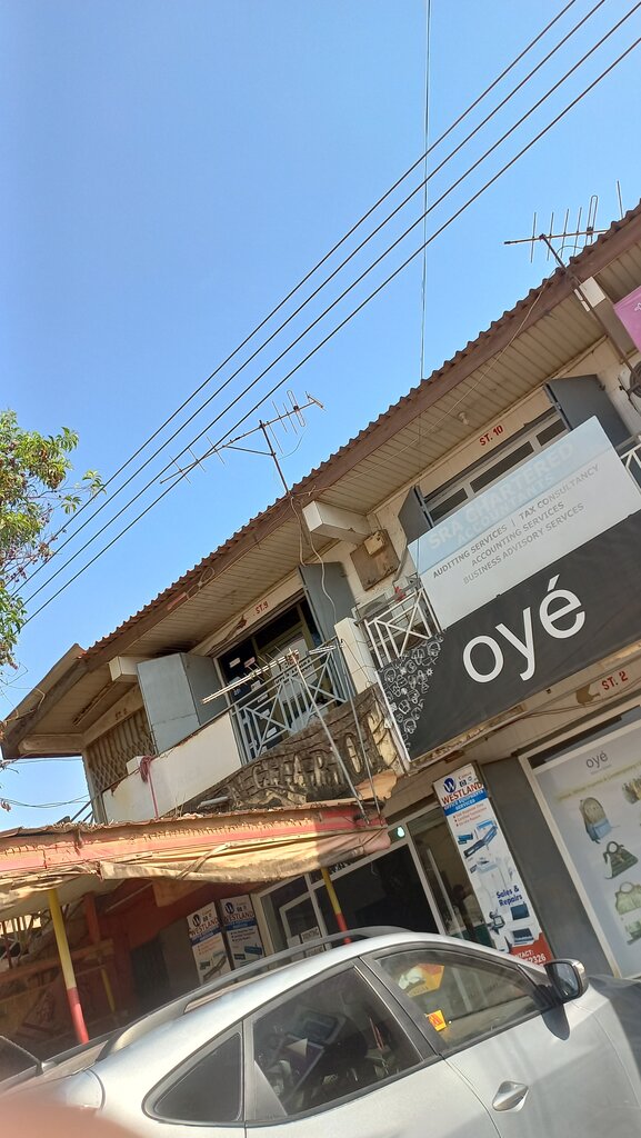 Management company Oye, Accra, photo