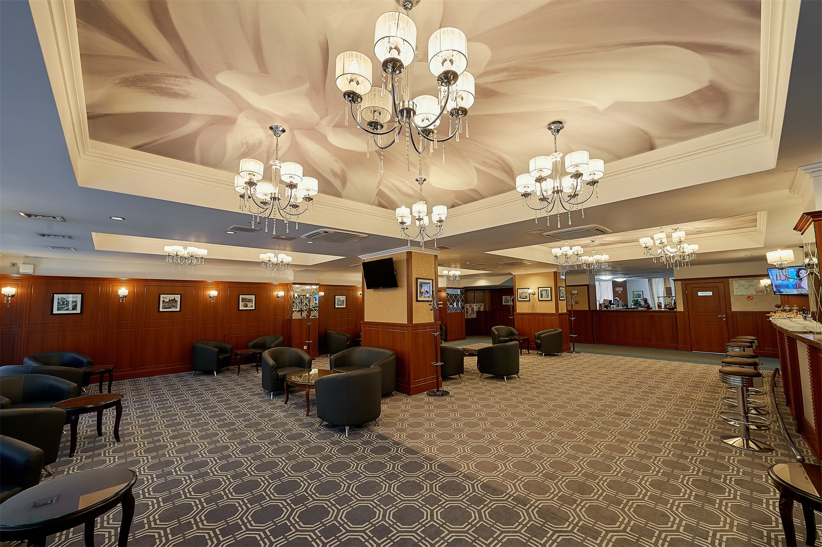 Фото Бизнес отель