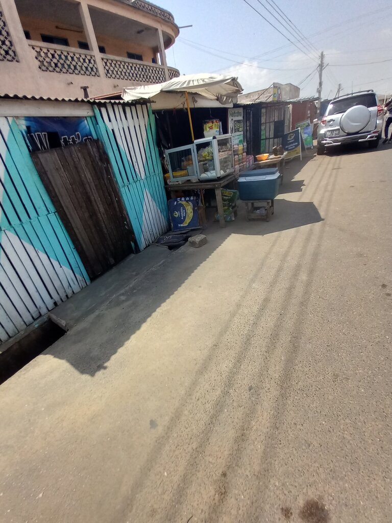 Cafe Whats On, Accra, photo