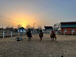 Исток (Astrakhan Region, Privolzhskiy District), club de caballos