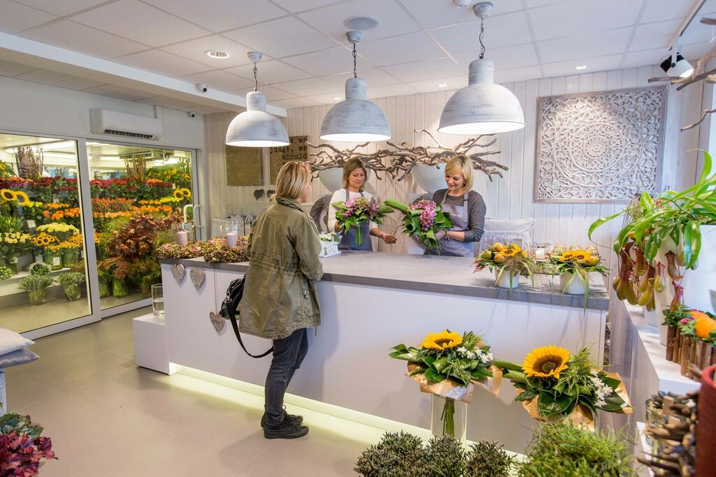 Flower shop Gflow, Saint Petersburg, photo