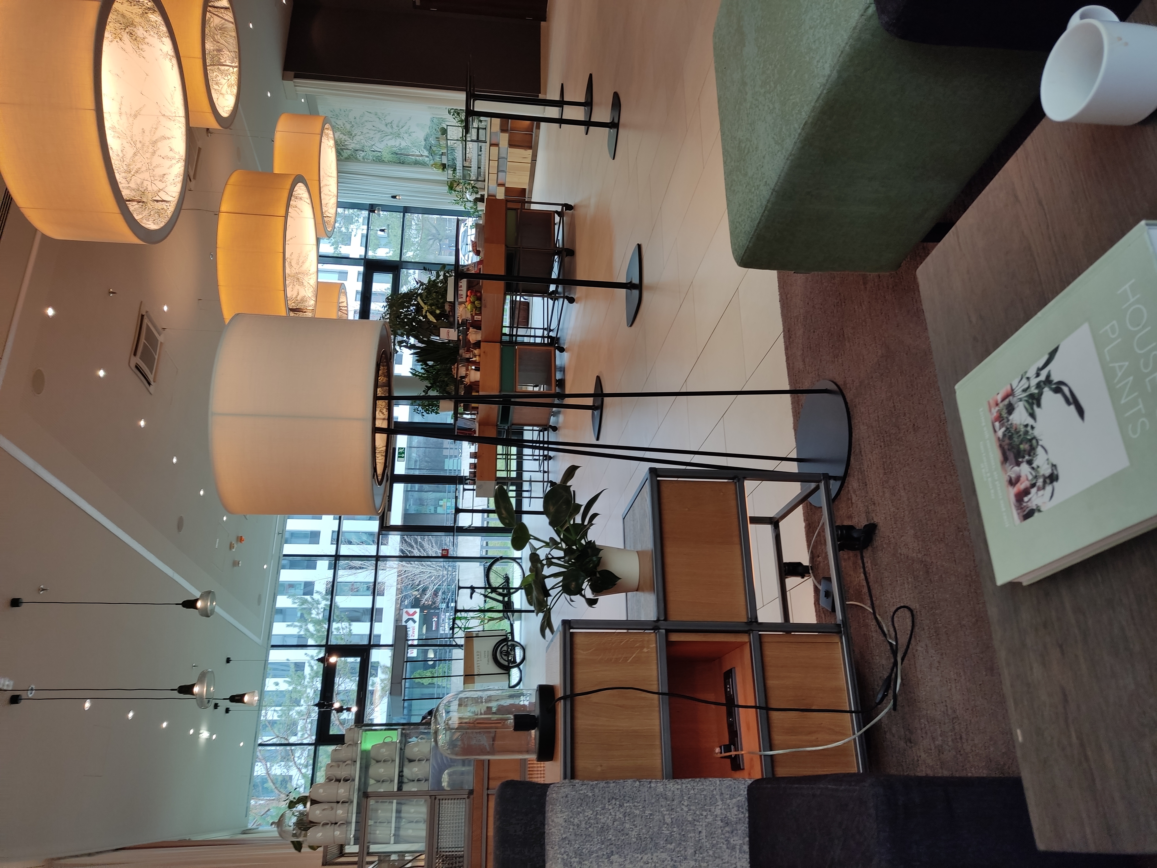 Фото Courtyard by Marriott Vienna Prater Messe