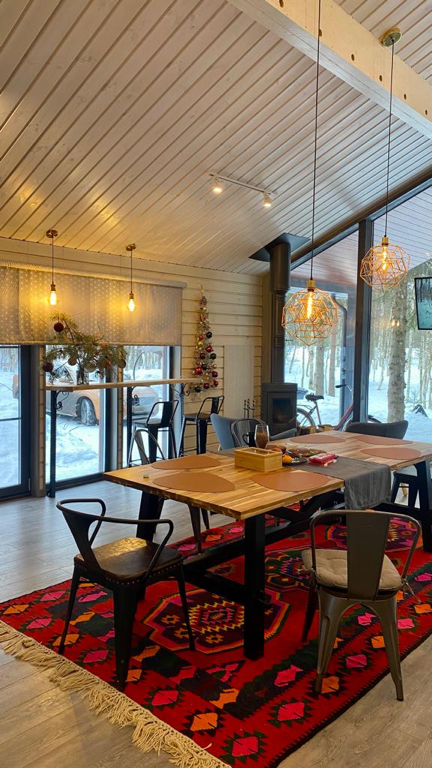 Фото Домик в соснах