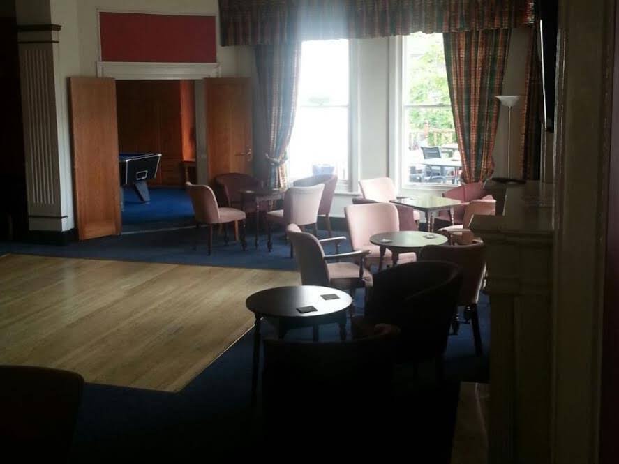 Фото Bourne Hall Hotel