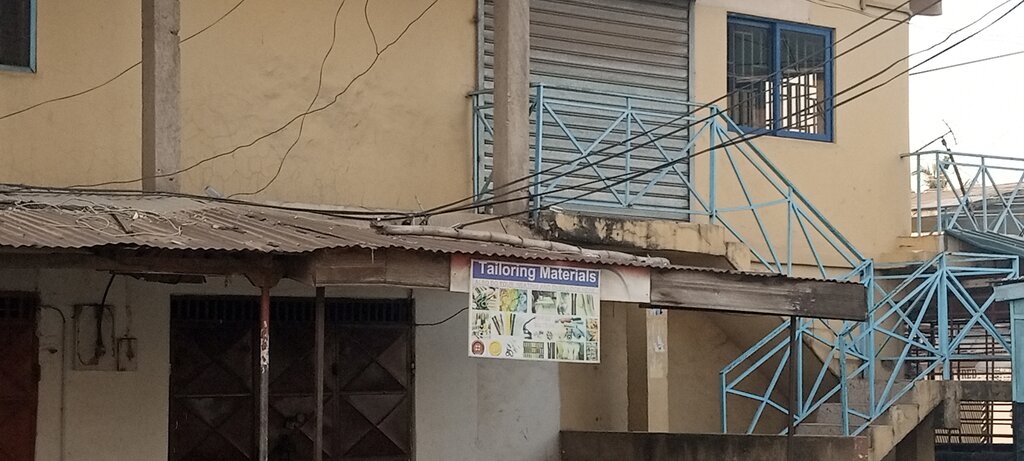 Sewing accessories Tailoring materials, Accra, photo