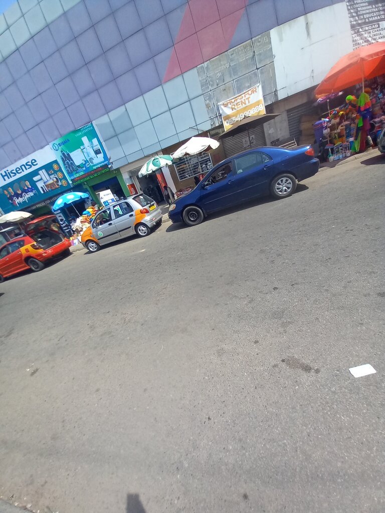 Electronic goods store Binatone, Accra, photo