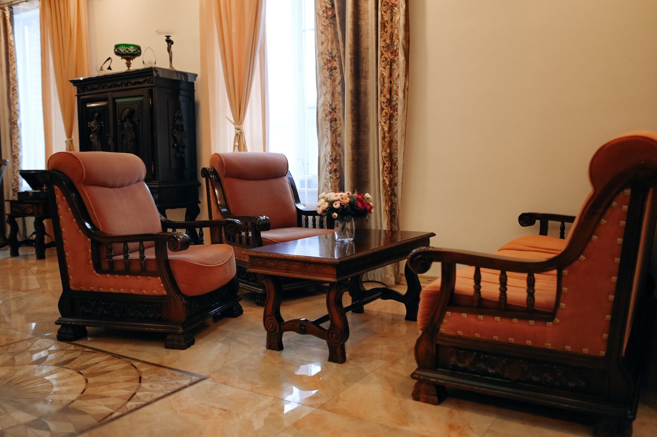 Фото отеля 1