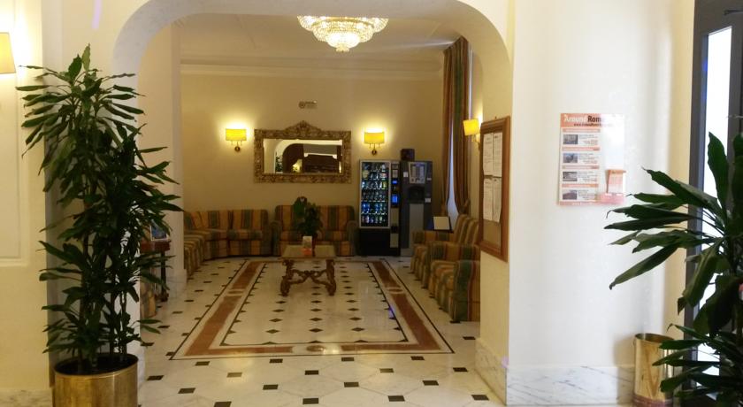 Фото Raeli Hotel Lux