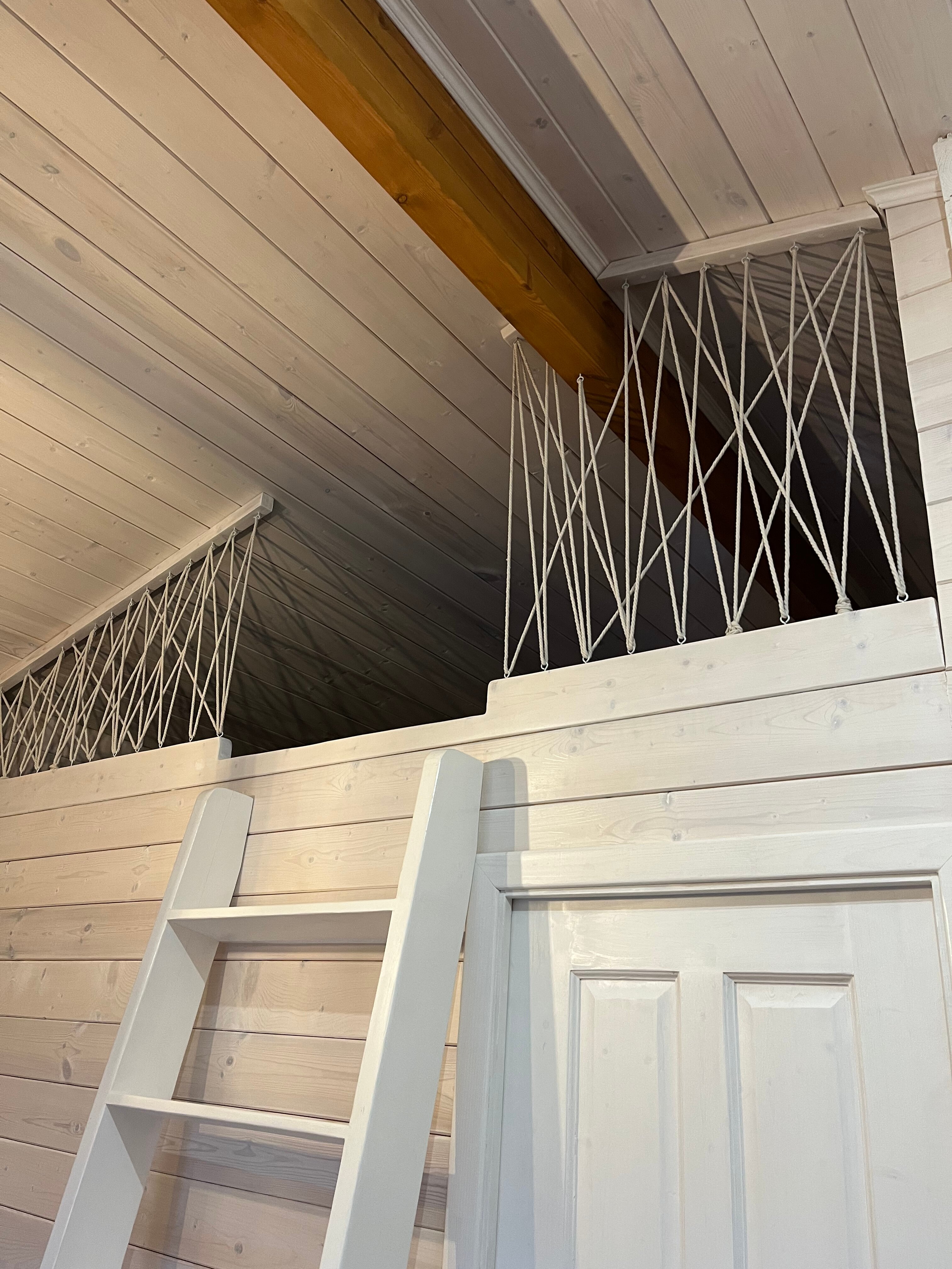 Фото Логово