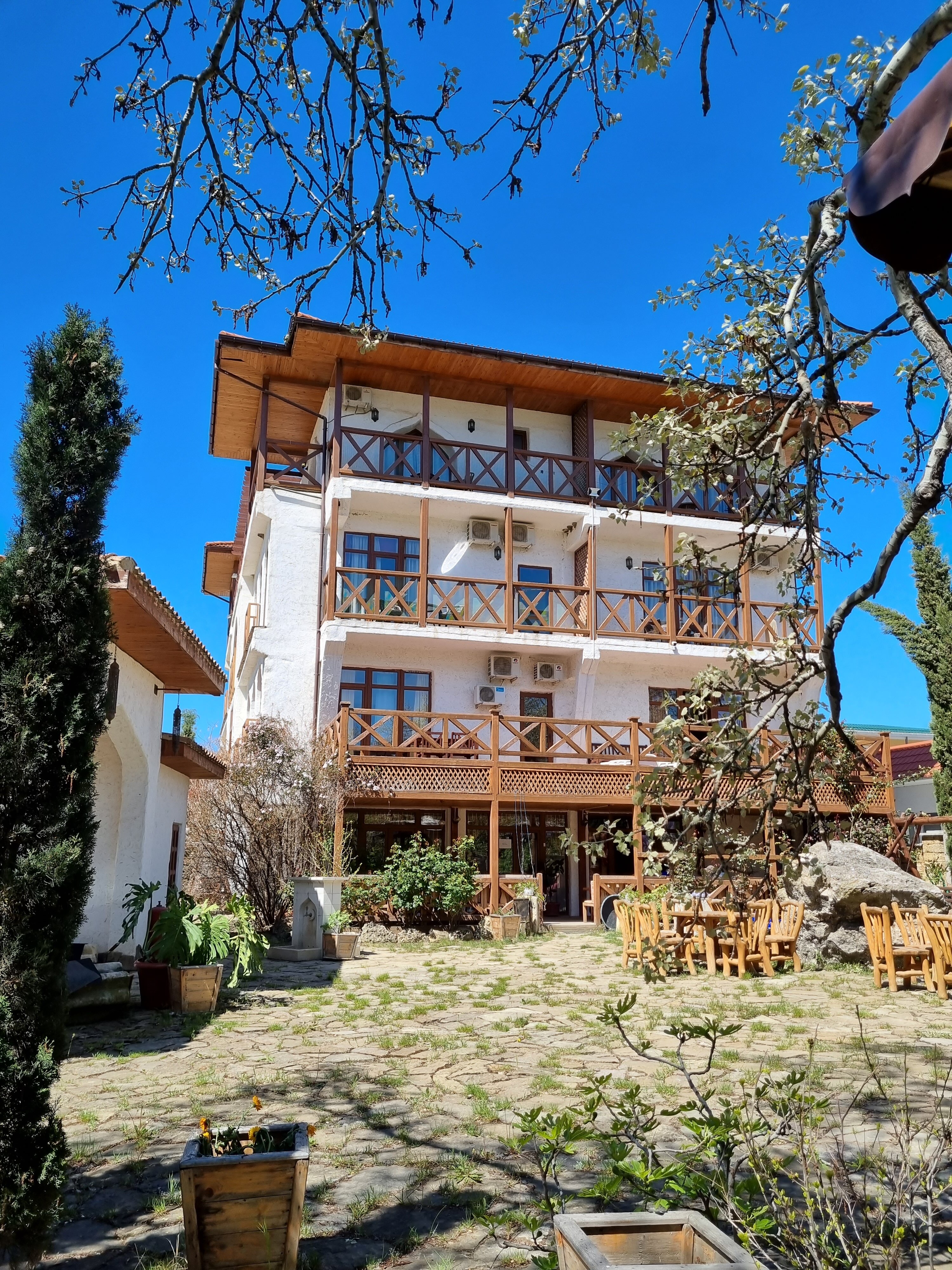 Фото Южный берег Сервет