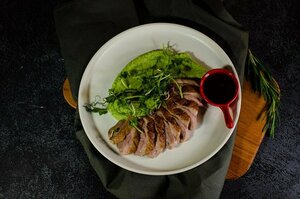 Derby Restopub (Engels, Stepnaya ulitsa, 72), restaurant