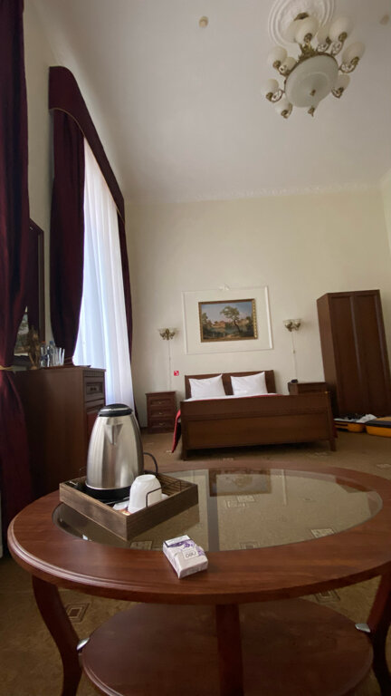 Фото Варваци