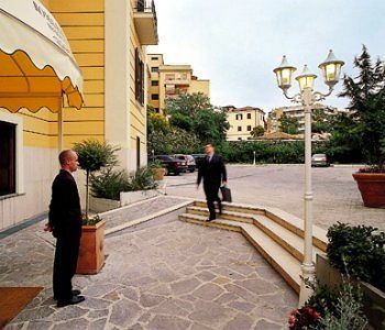 Фото Romoli Hotel