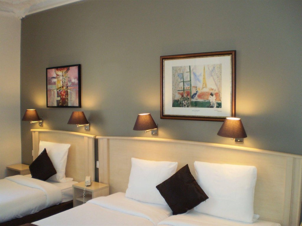 Фото Corona Rodier