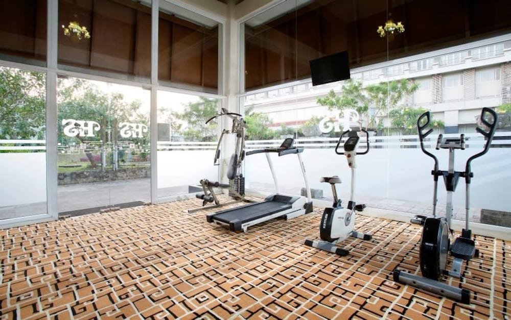 Фото Oakwood Hotel & Apartments Taman Mini Jakarta