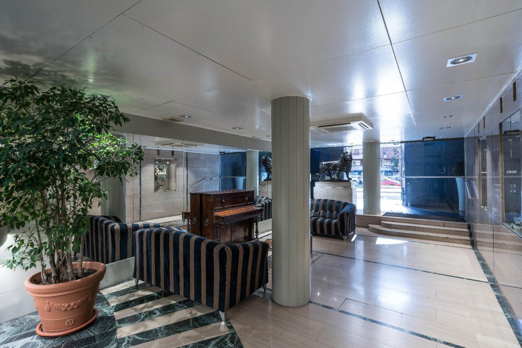 Фото Отель Catalonia Roma