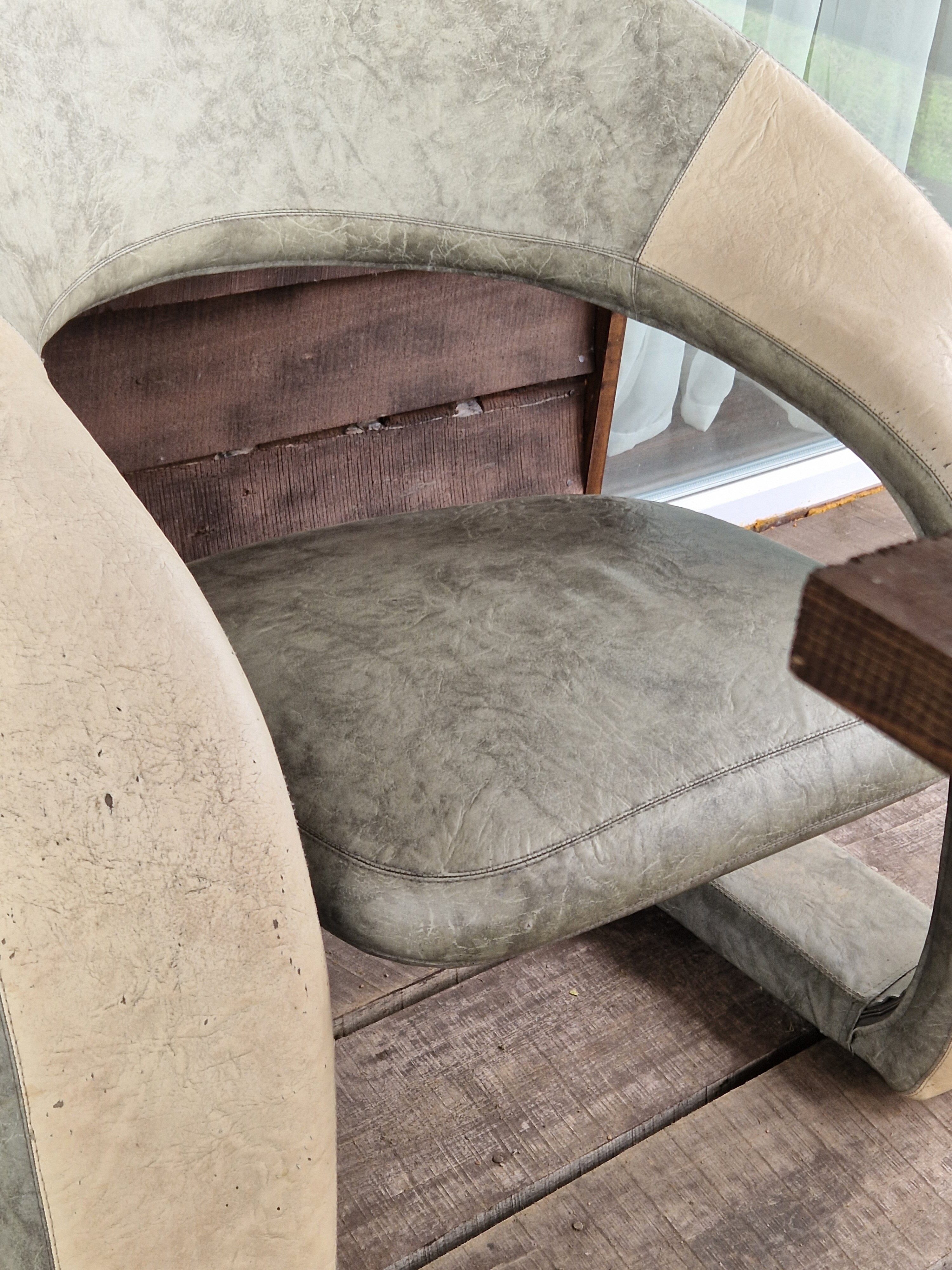 Фото Petro Castle