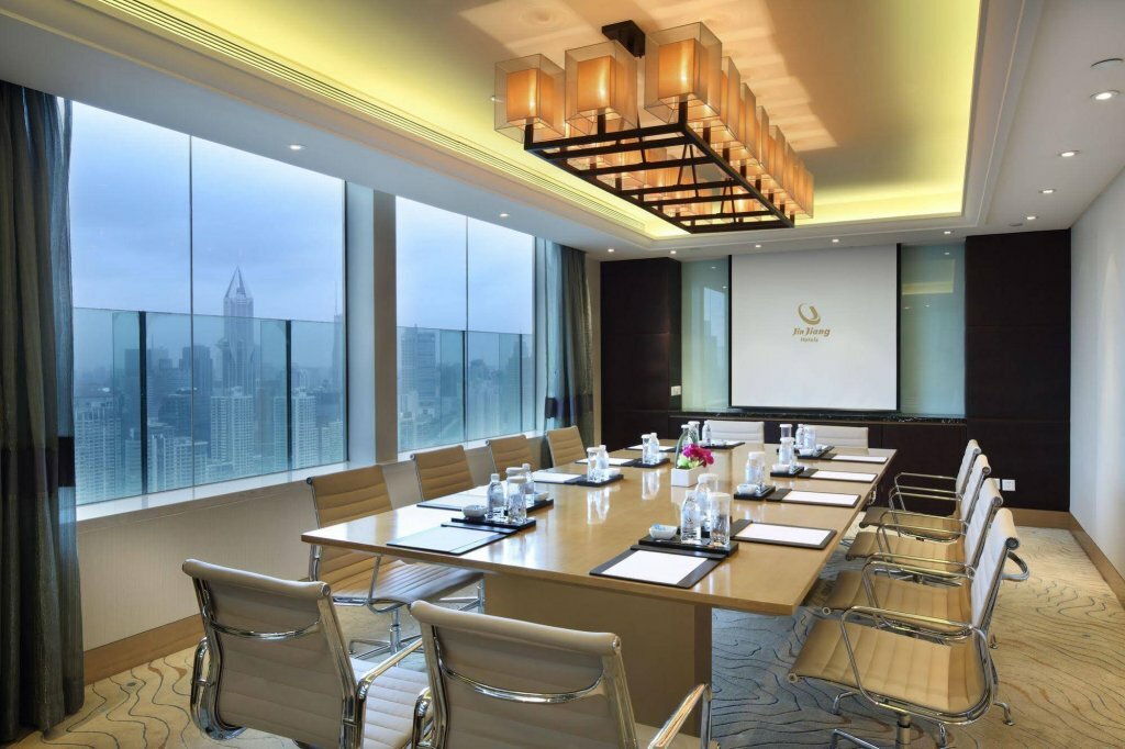 Фото Jin Jiang Tower