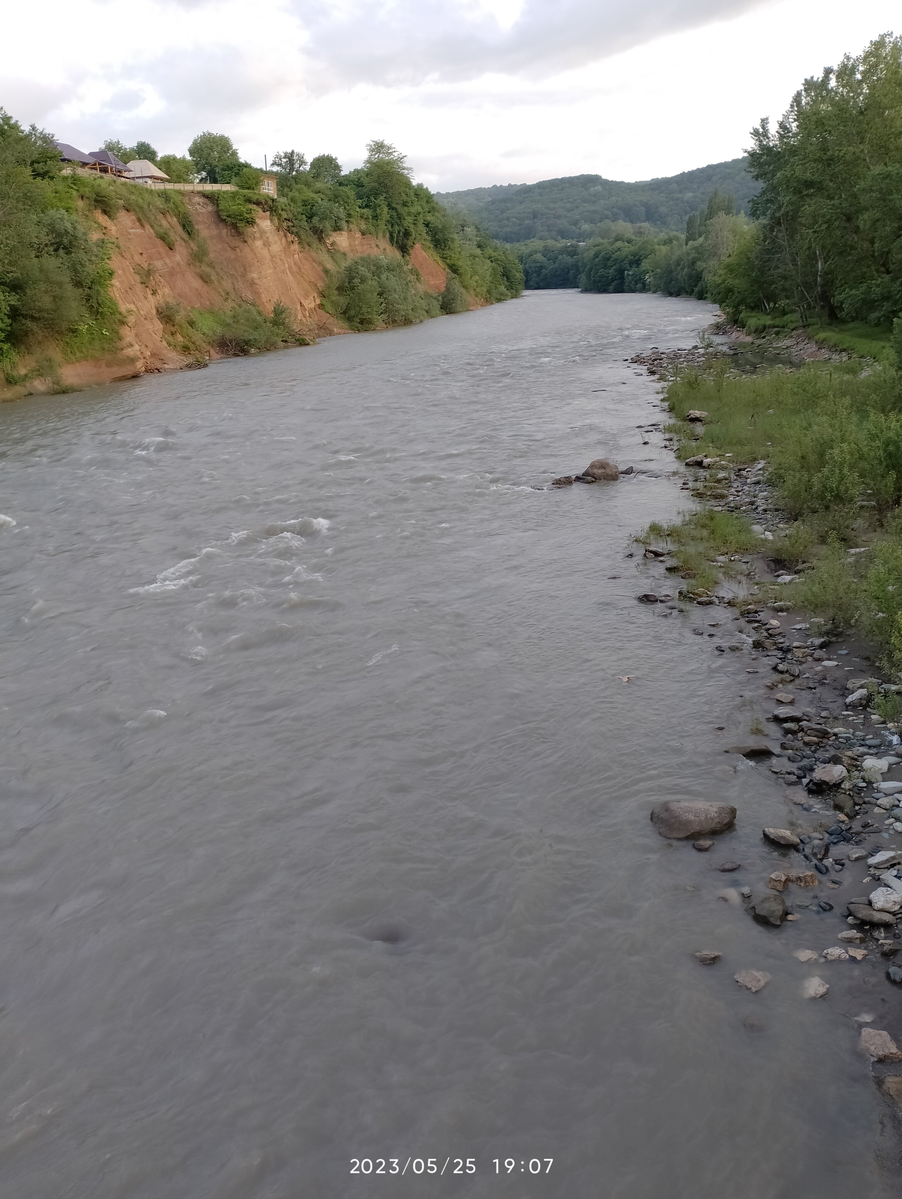 Фото Бунгало у реки