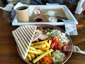 Open kitchen (Kyrgyz-Miyake Village, ulitsa Gubaydullina, 132), cafe