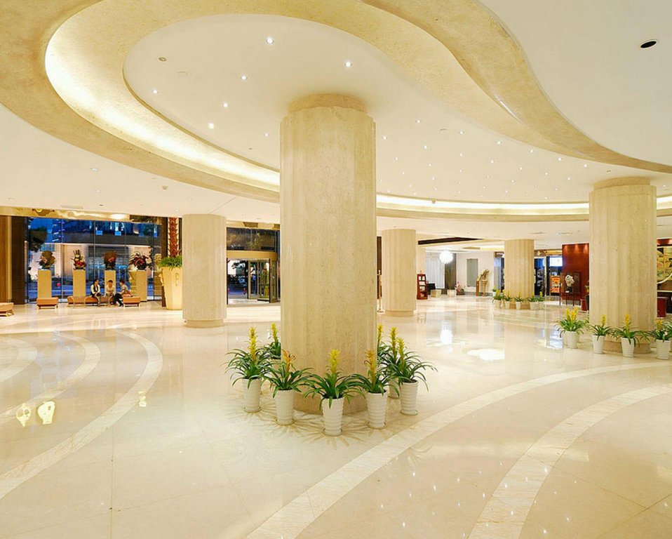 Фото Kunshan Yizui Crown Hotel