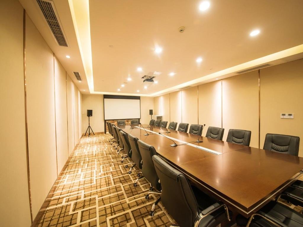 Фото Chengdu Taimengsi Hotel