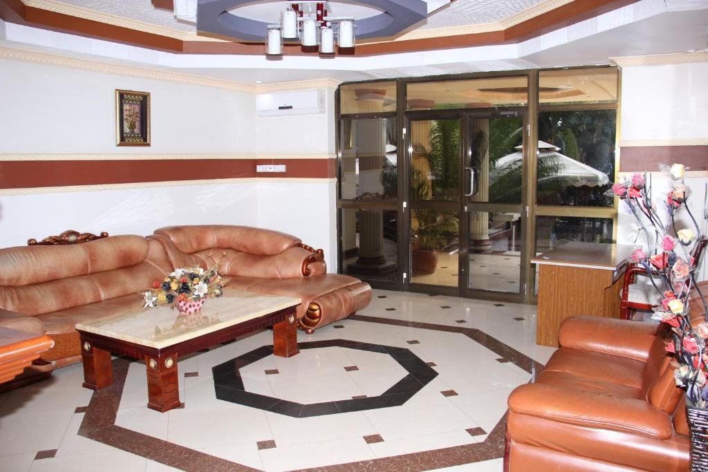 Фото Lenana Hotel