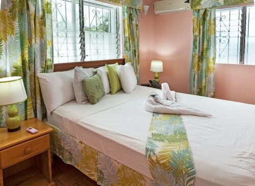 Гостиница Palm Garden Hotel Barbados в Бриджтауне