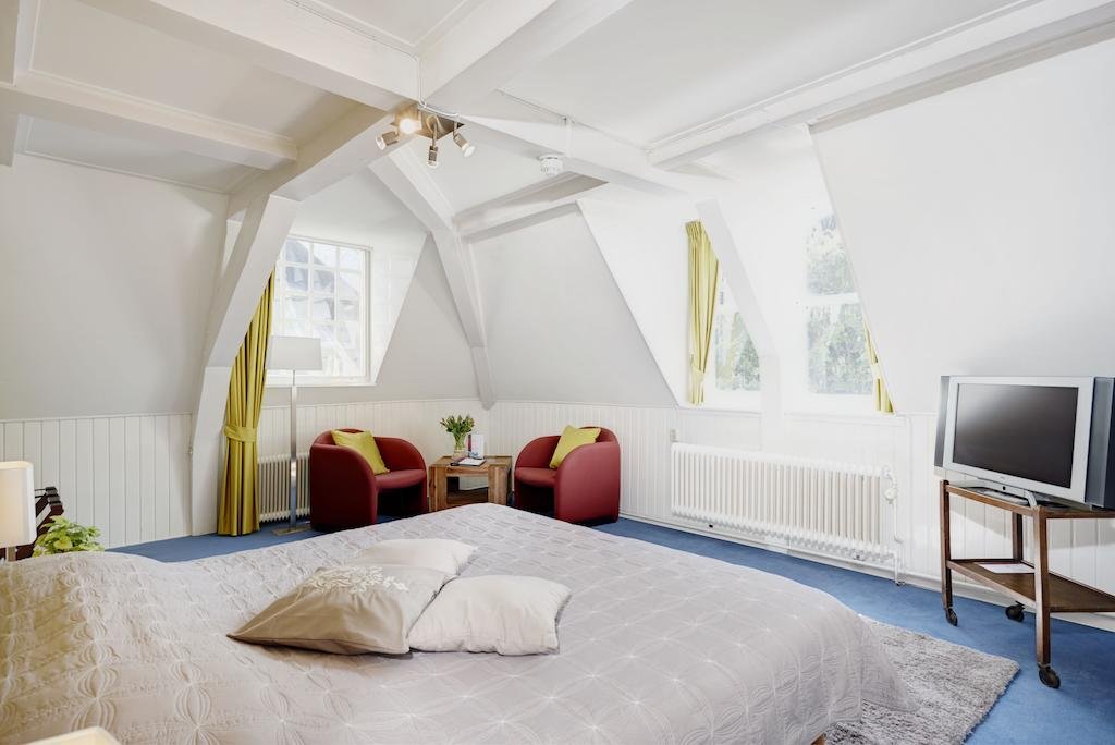 Фото Hotel aan de Dam