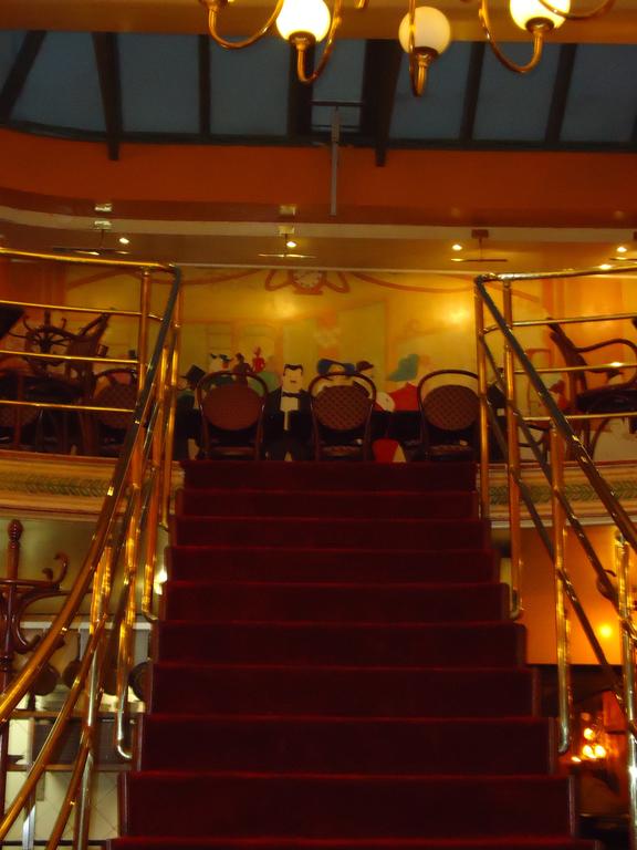 Фото 216410684091