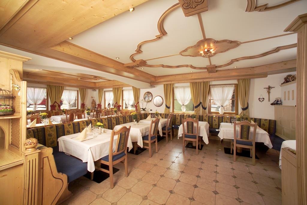 Фото Hotel Flora