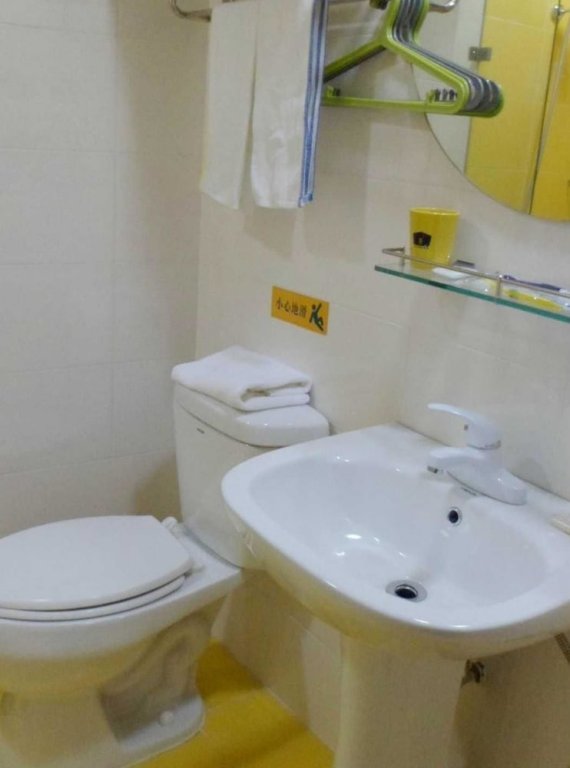 Фото Rujia Express Hotel