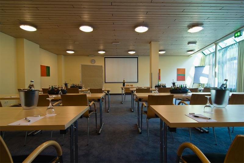 Фото Ghotel hotel & living Hannover