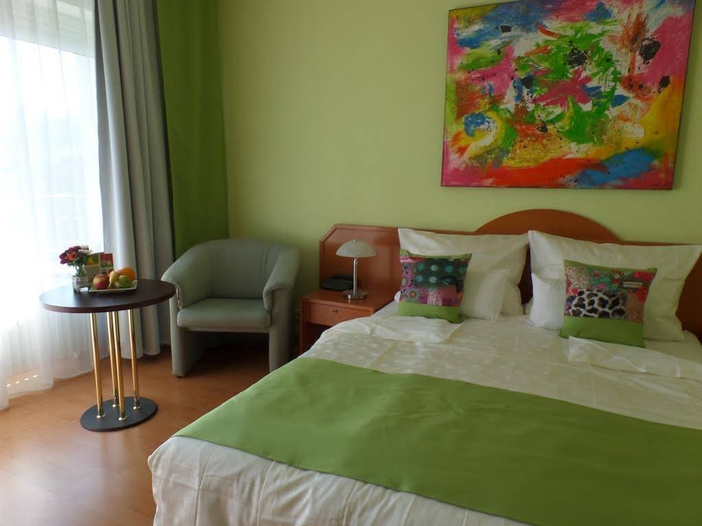 Фото Hotel Tannenhof