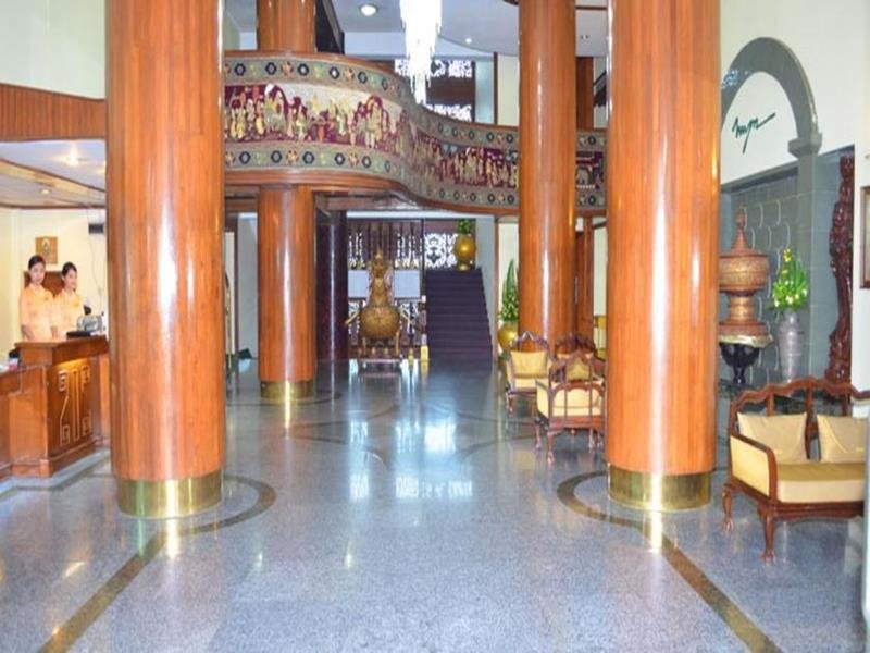 Фото отеля 2