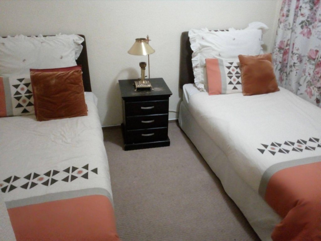 Фото The Royal Princess Garden - Honeydew