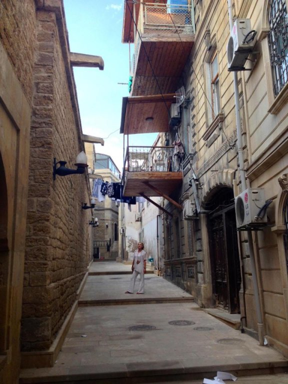 Фото Fly Inn Baku